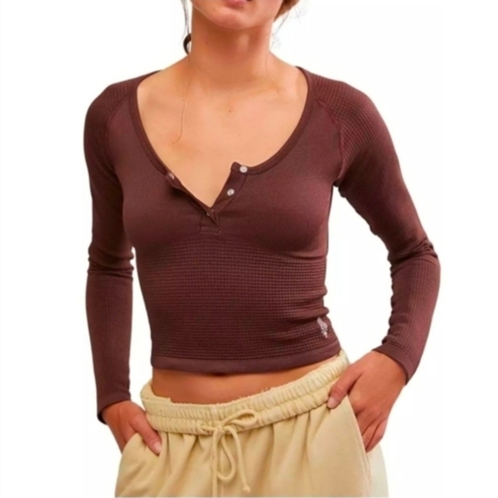 Free People Long Sleeved Fitted Top Medium/Large NEW NWOT